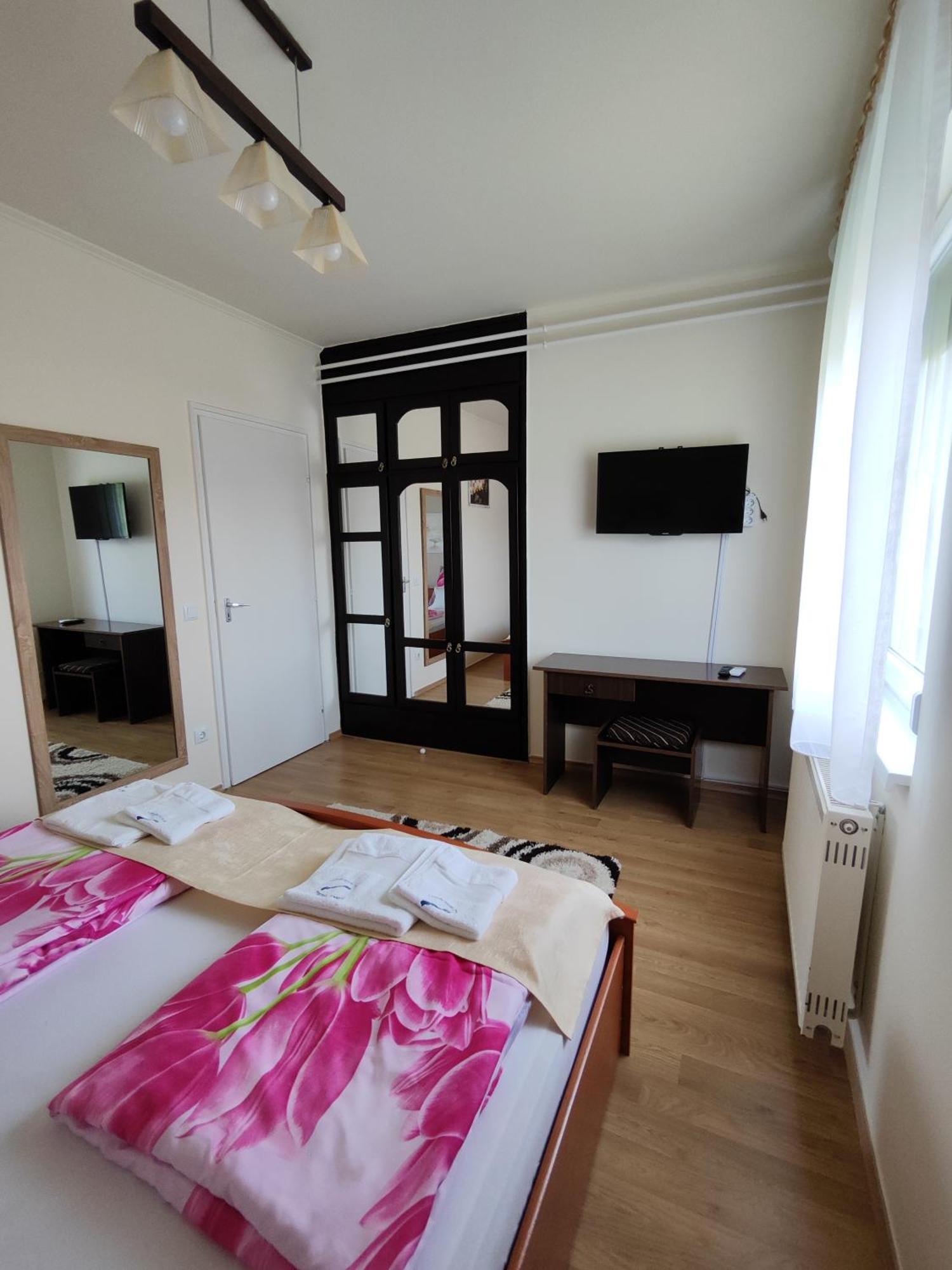 Ferienwohnung Havasi Ueduelohaz Gyenesdiás Exterior foto