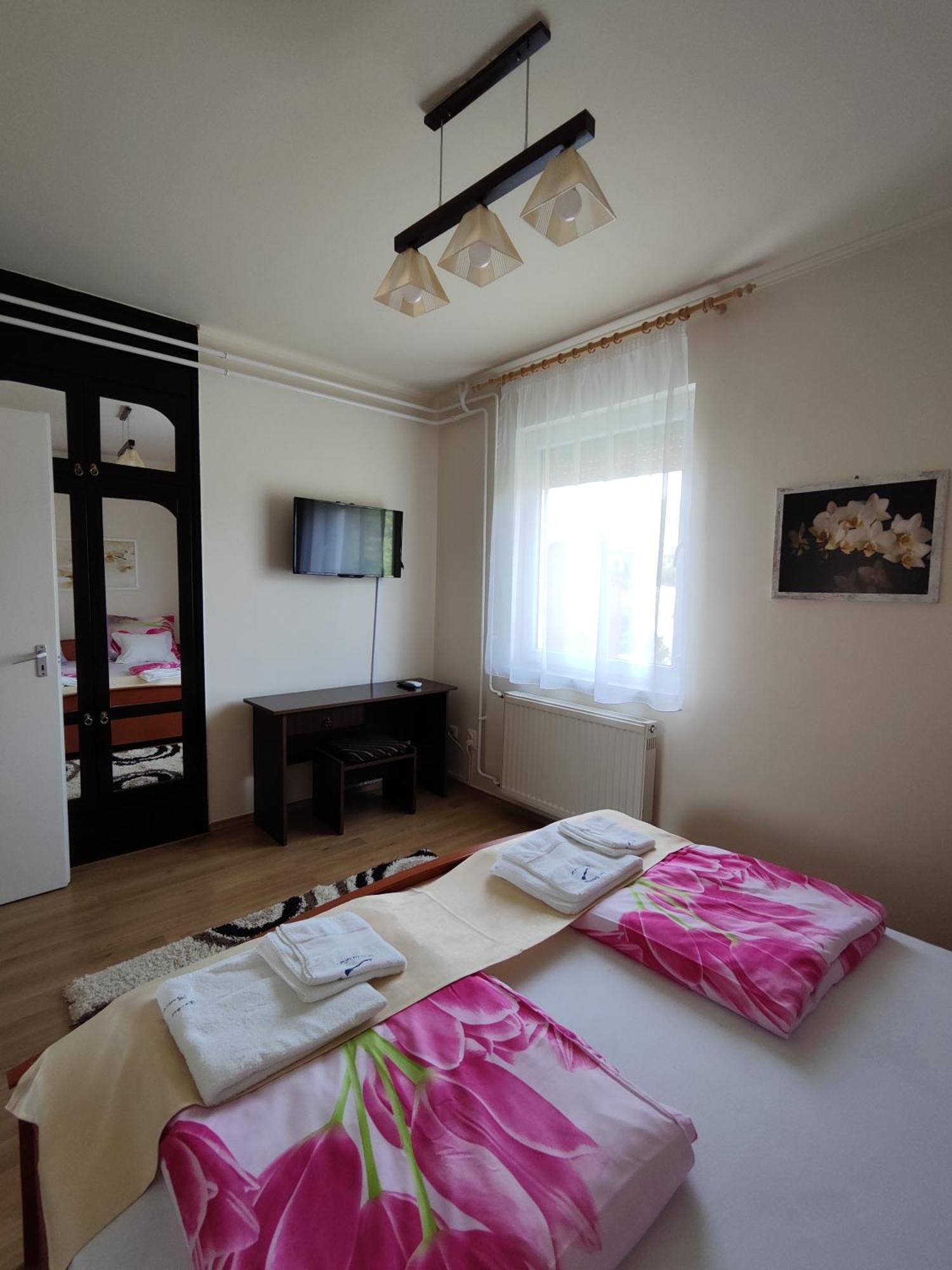 Ferienwohnung Havasi Ueduelohaz Gyenesdiás Exterior foto