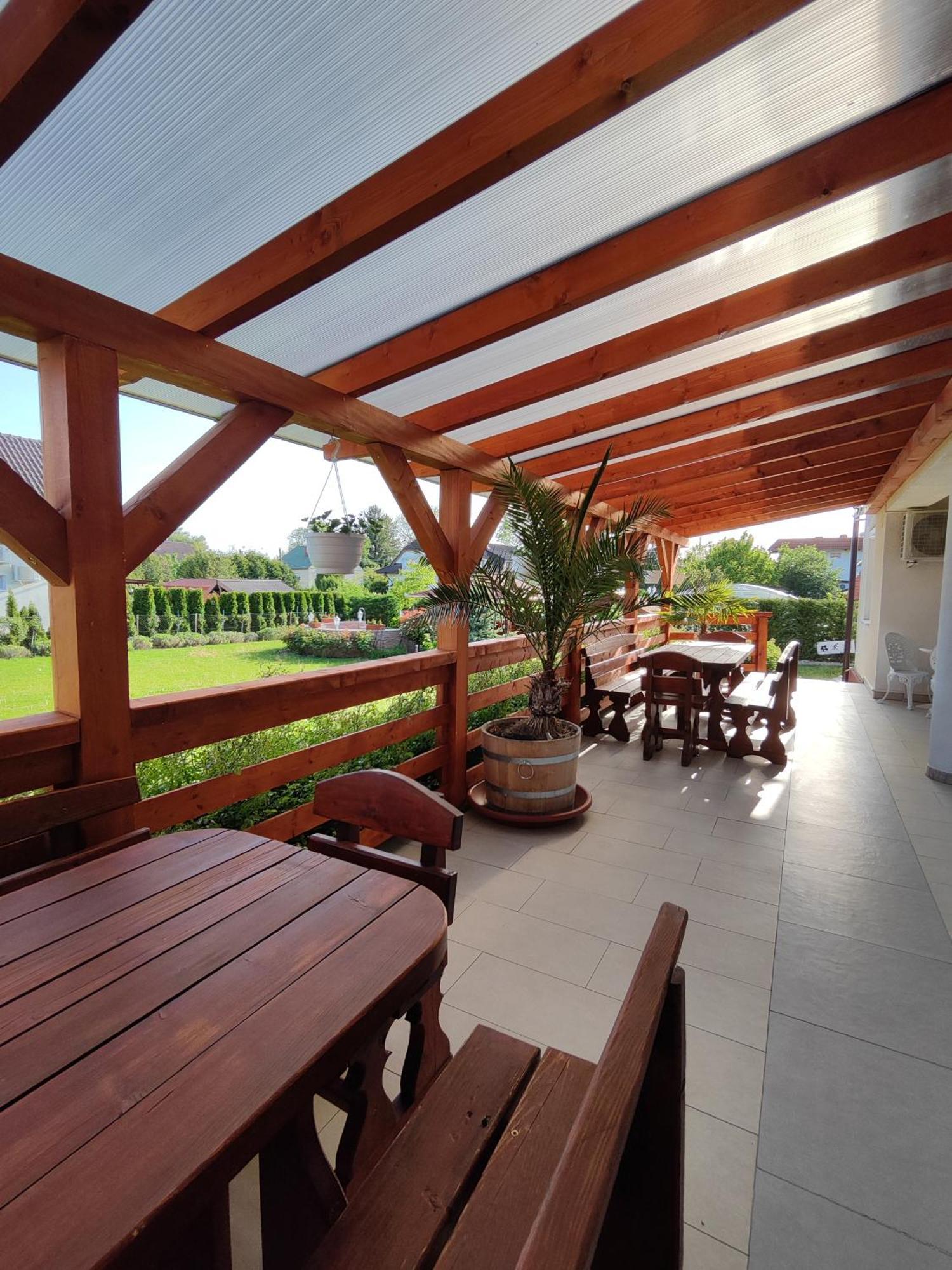 Ferienwohnung Havasi Ueduelohaz Gyenesdiás Exterior foto