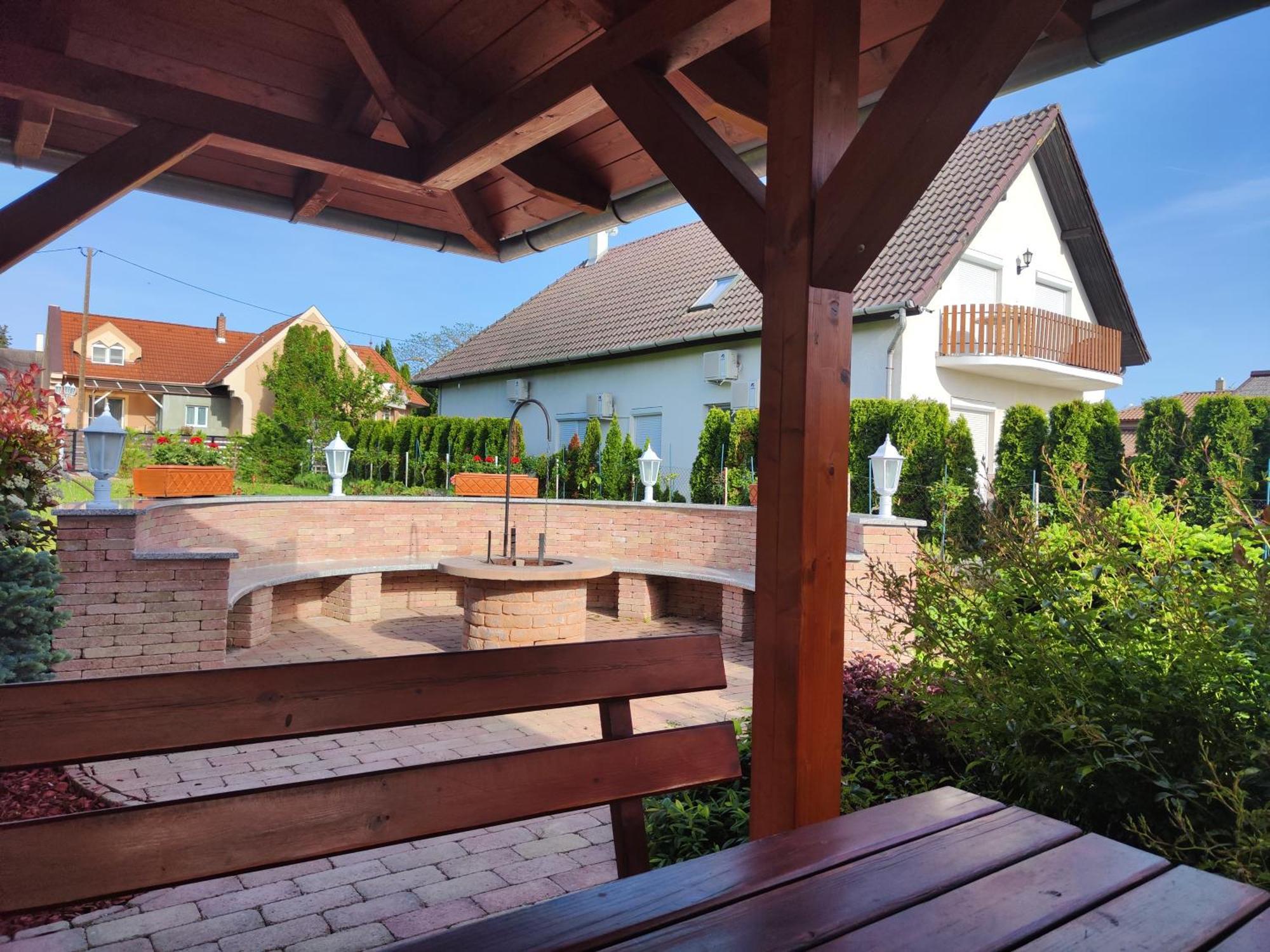 Ferienwohnung Havasi Ueduelohaz Gyenesdiás Exterior foto