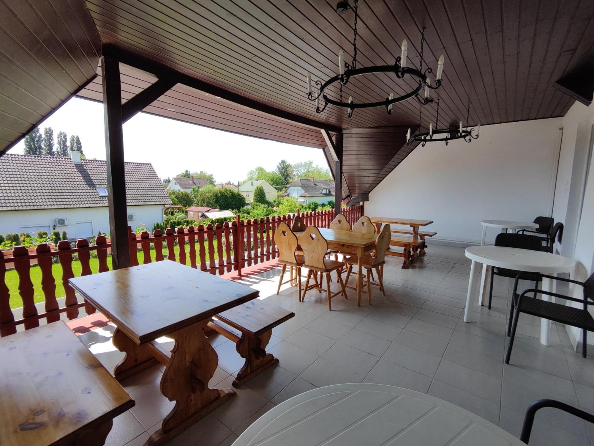 Ferienwohnung Havasi Ueduelohaz Gyenesdiás Exterior foto